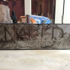 NAKED URBAN DECAY SMOKEY PALETTE